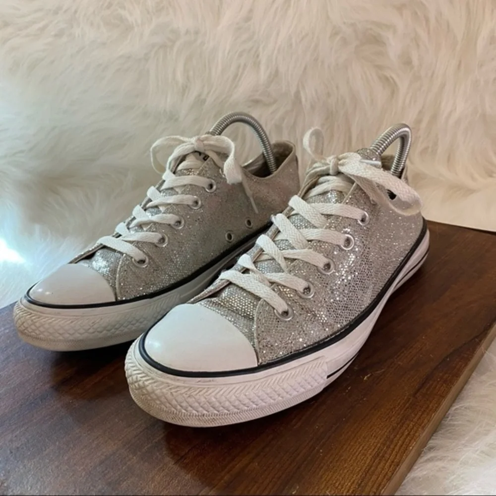Converse All Star Shoes Mens Size 7‎ Lace Up Sneakers Women’s Size 9